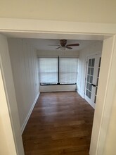 1042 Willowood Ln in Dunedin, FL - Foto de edificio - Building Photo