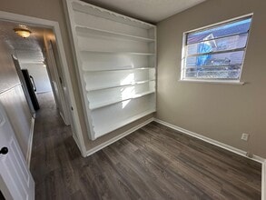 1921 N Carlyle Ave in Tyler, TX - Building Photo - Building Photo