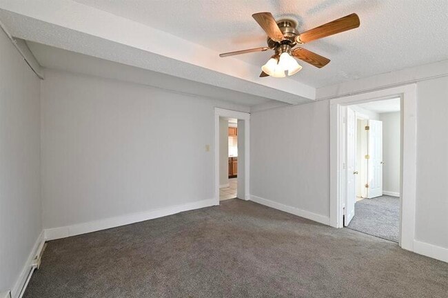 1141 S 30th Ave in Omaha, NE - Building Photo - Building Photo