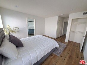 1357 N Stanley Ave in Los Angeles, CA - Building Photo - Building Photo