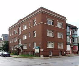 The Cathcart Apartments in Indianapolis, IN - Building Photo - Building Photo