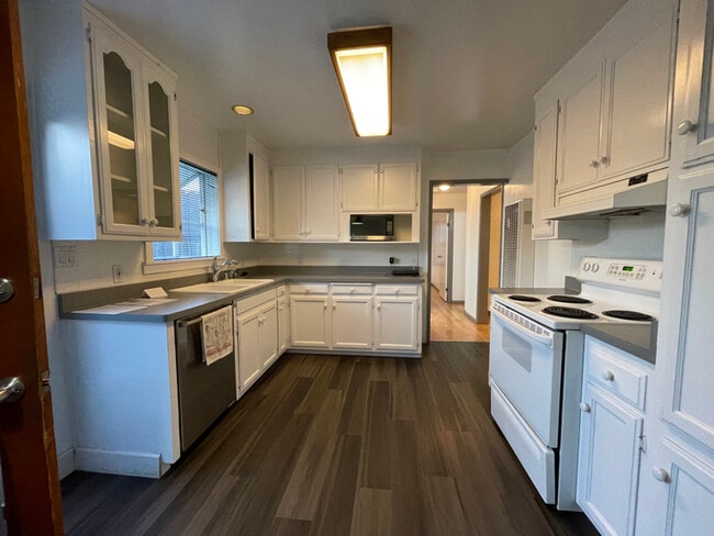 1775 141st Ave in San Leandro, CA - Building Photo - Building Photo