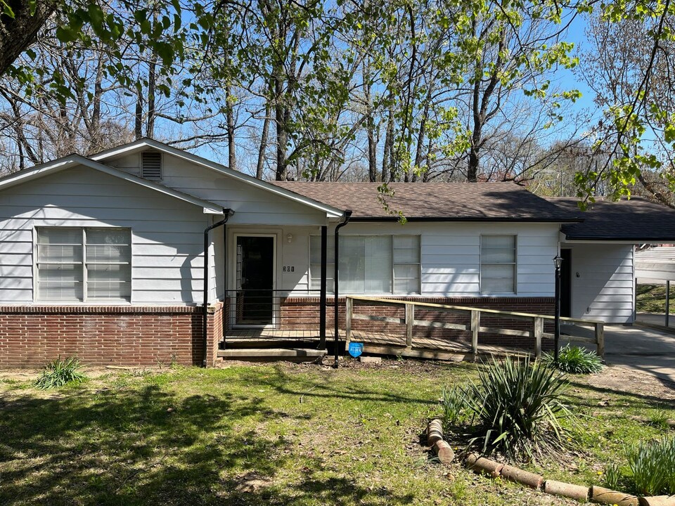 301 Bellanti Cir in Brownsville, TN - Building Photo