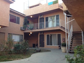 Fulton Apartments in Van Nuys, CA - Building Photo - Building Photo