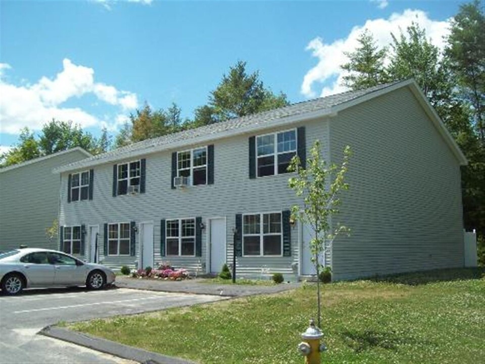 The Bluffs in Lewiston, ME - Building Photo