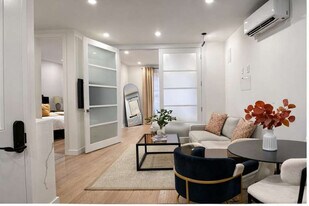 347 E 78th St in New York, NY - Building Photo