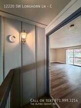 12220 SW Longhorn Ln in Beaverton, OR - Building Photo - Building Photo