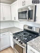 5992 W Holdcroft Dr in Fayetteville, AR - Building Photo - Building Photo