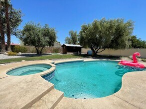 67200 Tamara Rd in Cathedral City, CA - Foto de edificio - Building Photo