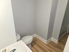 46 Eberts Ln in York, PA - Foto de edificio - Building Photo