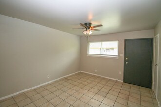 1310 N Irvington Ave in Tulsa, OK - Building Photo - Building Photo