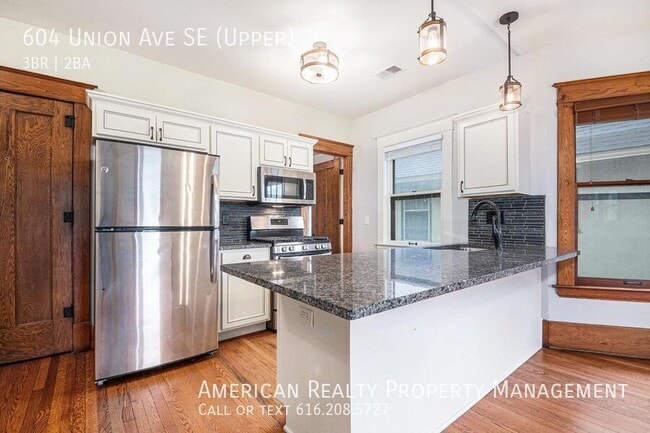 604 Union Ave SE in Grand Rapids, MI - Building Photo - Building Photo