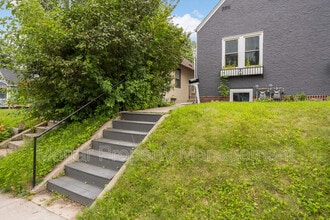1164 Randolph Ave in St. Paul, MN - Building Photo - Building Photo