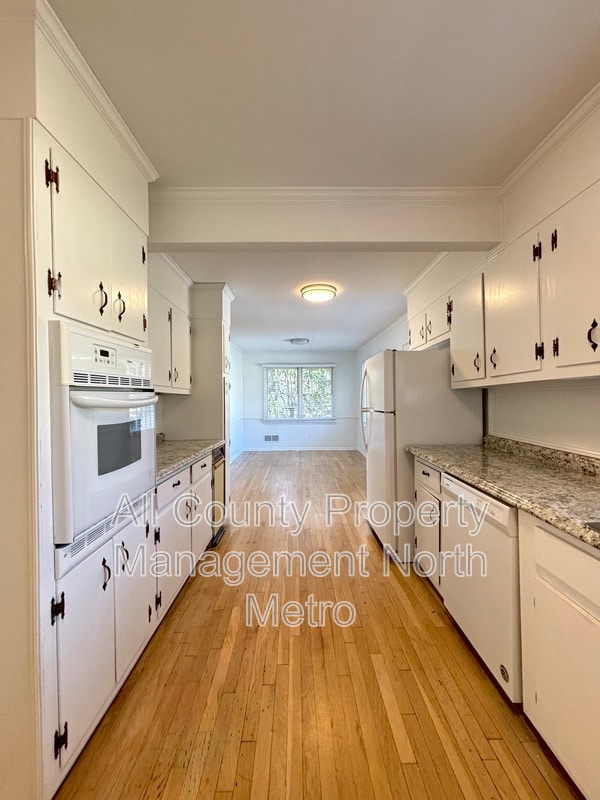 1273 Becket Dr NE in Atlanta, GA - Building Photo - Building Photo