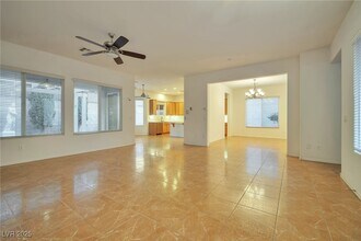 2585 Portsmouth Creek Ave in Henderson, NV - Building Photo - Building Photo