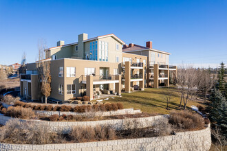 Villas D'Este Tuscany in Calgary, AB - Building Photo - Building Photo