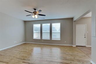 7438 Riven Oaks Ct in Cypress, TX - Building Photo - Building Photo