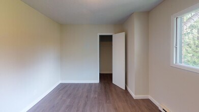 101 Albert St in Waterloo, ON - Building Photo - Building Photo