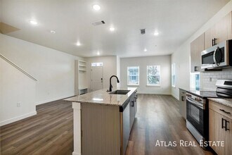 656 Ute Peak Way in Brighton, CO - Building Photo - Building Photo