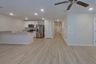 110 Metalmark Dr in Pensacola, FL - Building Photo - Building Photo