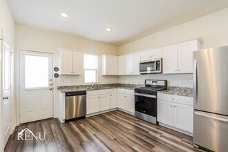 5111 Firefly Hls in Saint Hedwig, TX - Building Photo - Building Photo