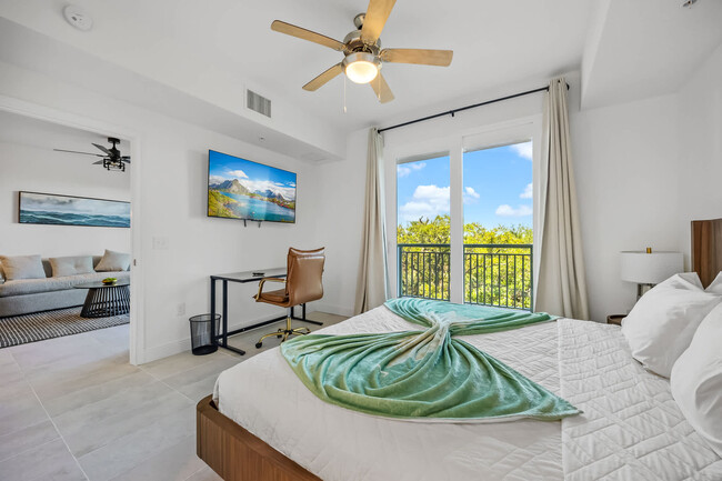 131 S Courtenay Pkwy in Merritt Island, FL - Foto de edificio - Building Photo