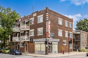 6160-6168 Eadie St in Montréal, QC - Building Photo