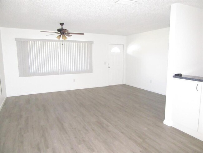20224 Tappan Zee Dr in Port Charlotte, FL - Building Photo - Building Photo