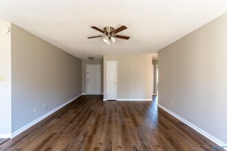 114 Carnegie Loop in Meridianville, AL - Building Photo - Building Photo