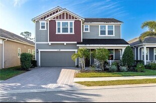 3320 Pilot Cir in Naples, FL - Building Photo