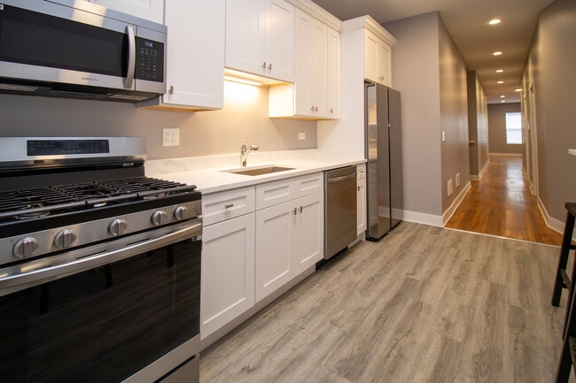 5310 S Harper Ave in Chicago, IL - Building Photo - Building Photo
