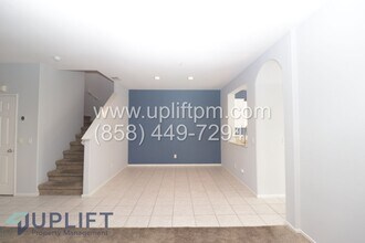 625 Sumner Way in Oceanside, CA - Building Photo - Building Photo