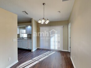 6244 34th Pl E in Palmetto, FL - Foto de edificio - Building Photo