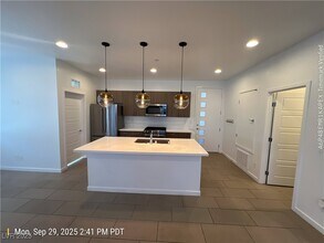 11231 Hidden Peak Ave in Las Vegas, NV - Building Photo - Building Photo