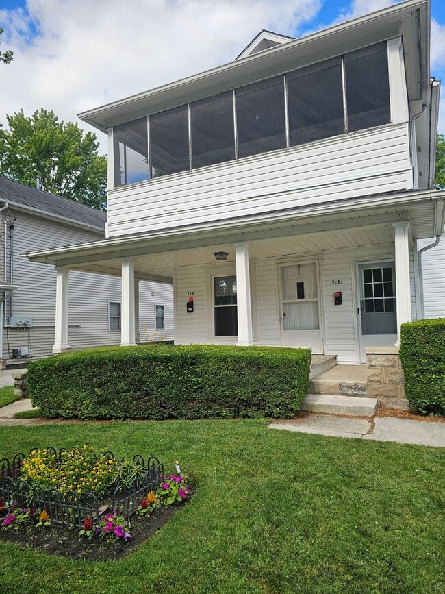 313 N Grove St in Bowling Green, OH - Building Photo - Building Photo