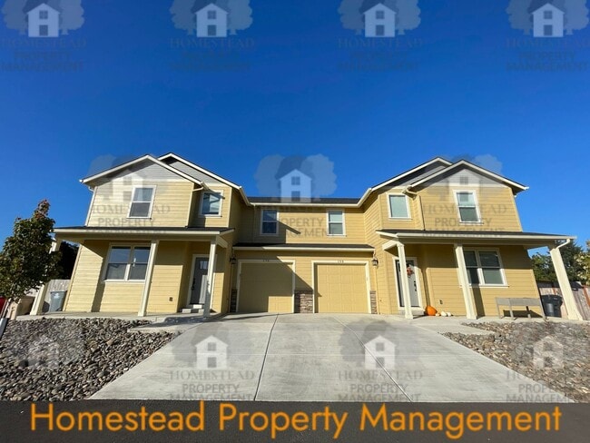 property at 196-198 SE Lacreole Dr