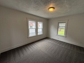 3458 E 146th St in Cleveland, OH - Building Photo - Building Photo