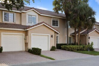 7303 NW 61st Terrace in Parkland, FL - Building Photo - Building Photo