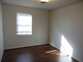140 Fonville St in Martin, TN - Foto de edificio - Building Photo