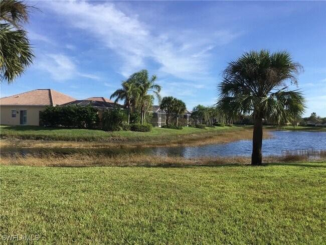 7310 Salerno Ct in Naples, FL - Building Photo - Building Photo