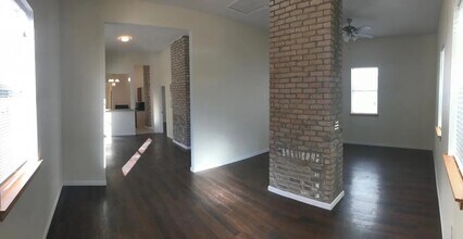 2723 2nd St in New Orleans, LA - Building Photo - Building Photo