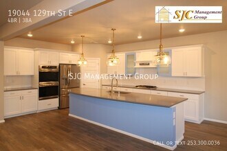 19044 129th St E in Bonney Lake, WA - Building Photo - Building Photo