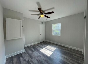 1512 38th Ave N in St. Petersburg, FL - Building Photo - Building Photo