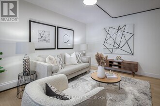 420 Eglinton Ave E in Toronto, ON - Building Photo - Building Photo