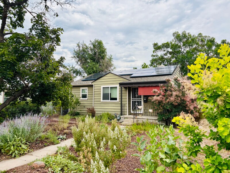 76 S Canosa Way in Denver, CO - Building Photo