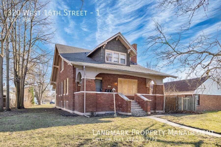 320 W 16th St in Chicago Heights, IL - Building Photo