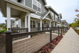 Parkside Townhomes in Bellingham, WA - Building Photo - Building Photo