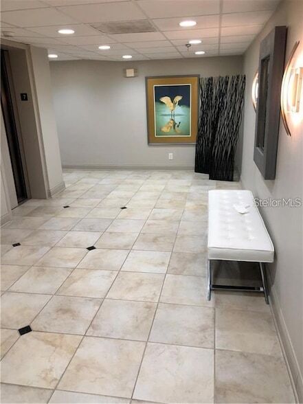 1460 Gulf Blvd, Unit 708 in Clearwater, FL - Building Photo
