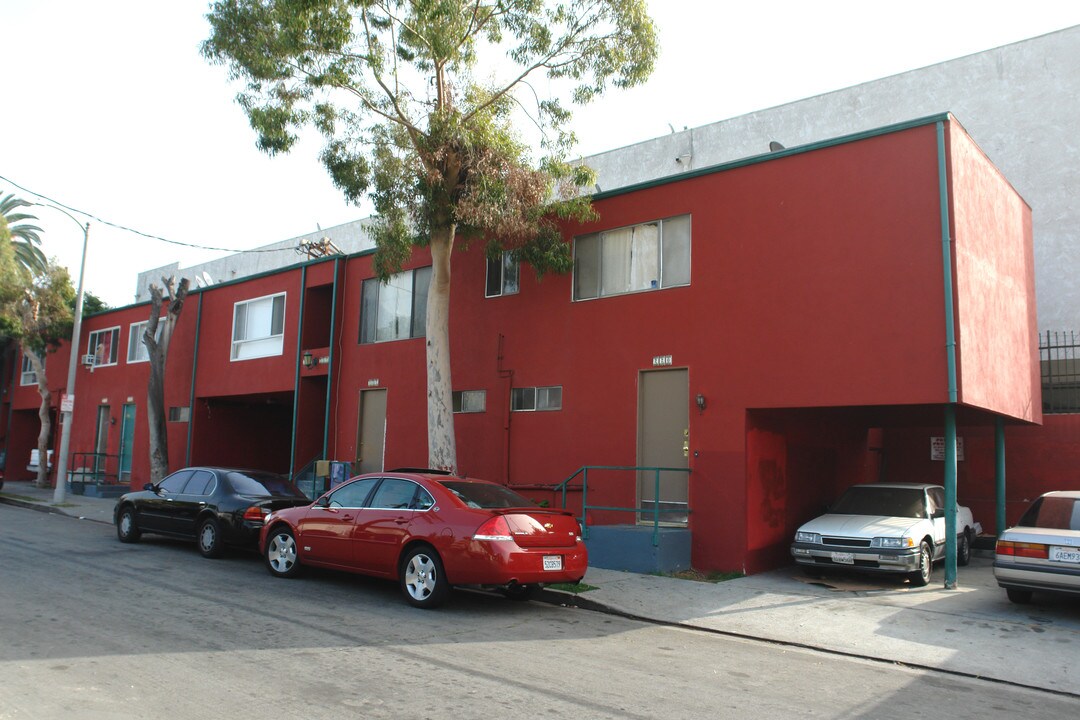 220-238 Roselake Ave in Los Angeles, CA - Foto de edificio