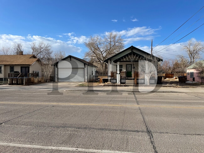509 E Harney St in Laramie, WY - Building Photo - Building Photo
